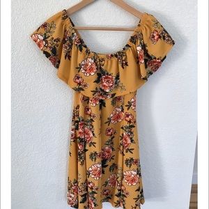 3/$20 Off the shoulder floral dress